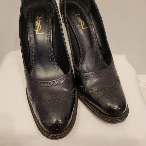 Yves Saint Laurent Black Leather Wingtip Pumps Size 40.5/ 10 - Picture 4 of 11